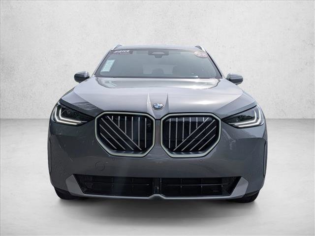 Used 2025 BMW X3 xDrive30i w/ Premium Package image 2