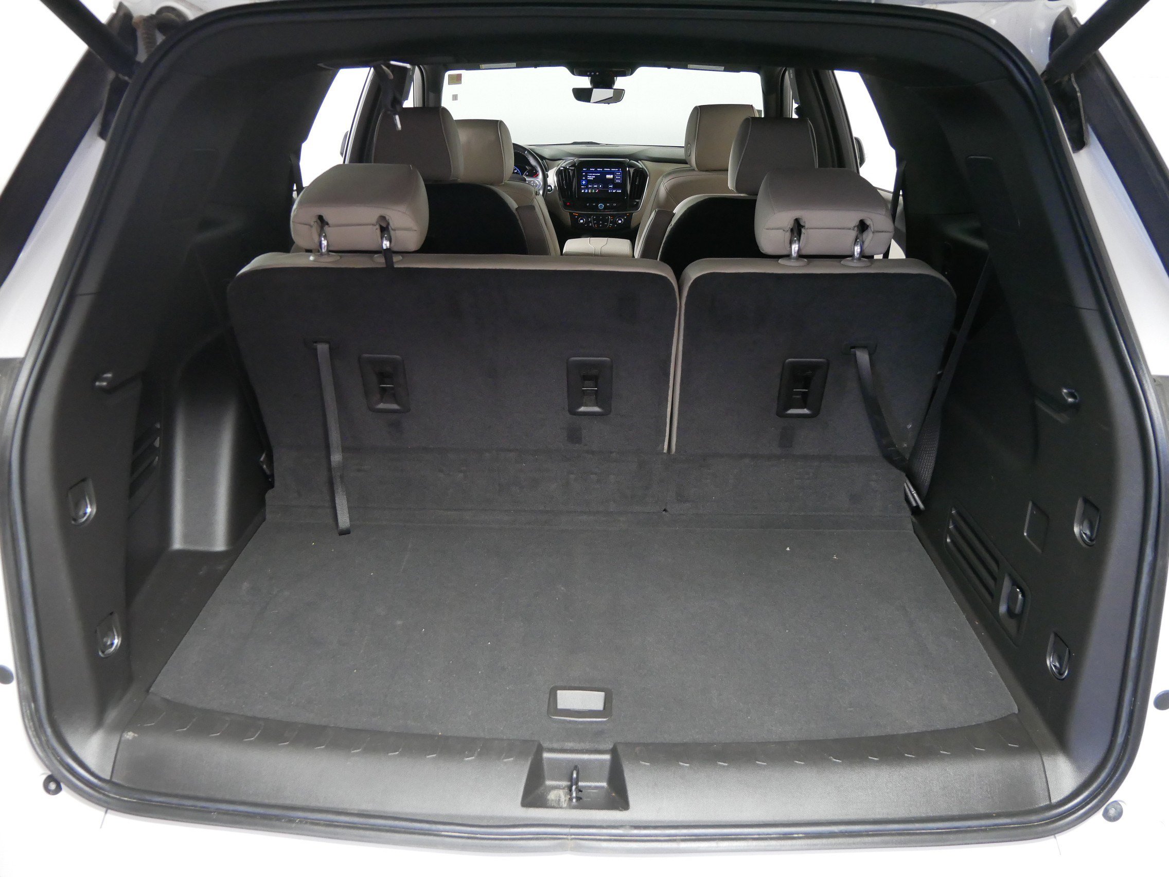 Certified 2023 Chevrolet Traverse Premier w/ LPO, Floor Liner Package AWD/4WD image 18