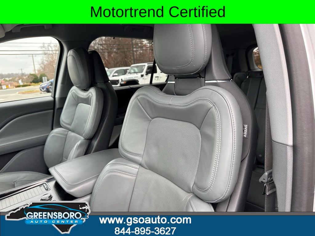 Used 2020 Lincoln Aviator Reserve w/ Equipment Group 202A image 13