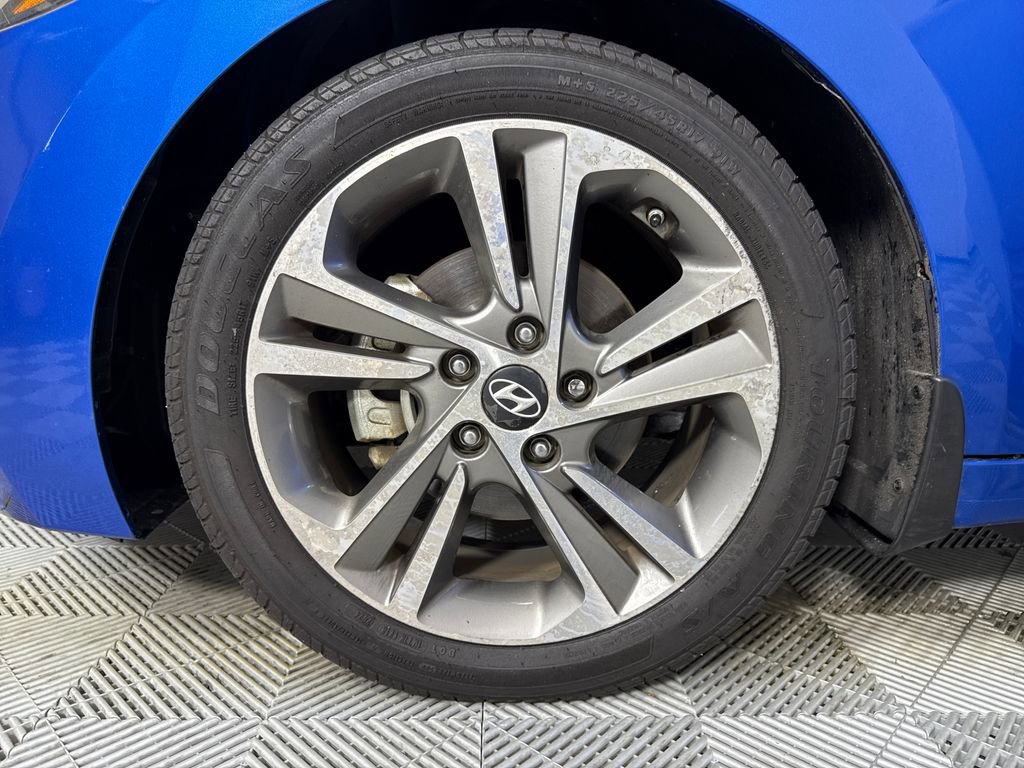 Used 2017 Hyundai Elantra Limited image 19