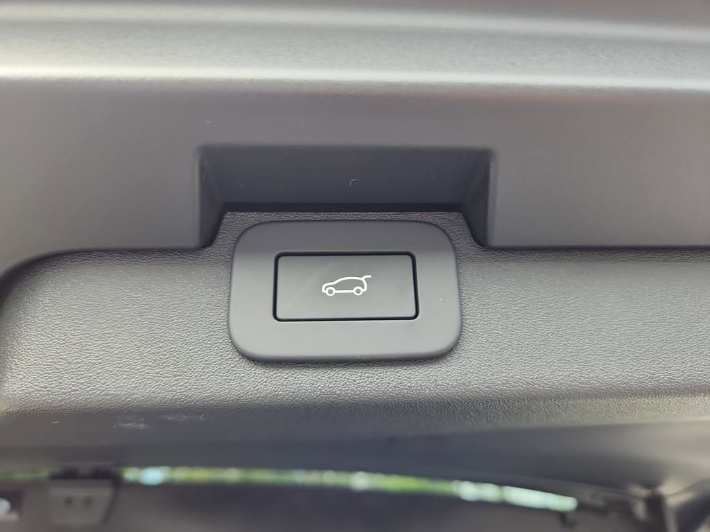 New 2026 Land Rover Discovery Limited Edition AWD/4WD image 14