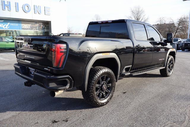 Used 2025 GMC Sierra 2500 AT4 w/ AT4 Premium Plus Package image 3