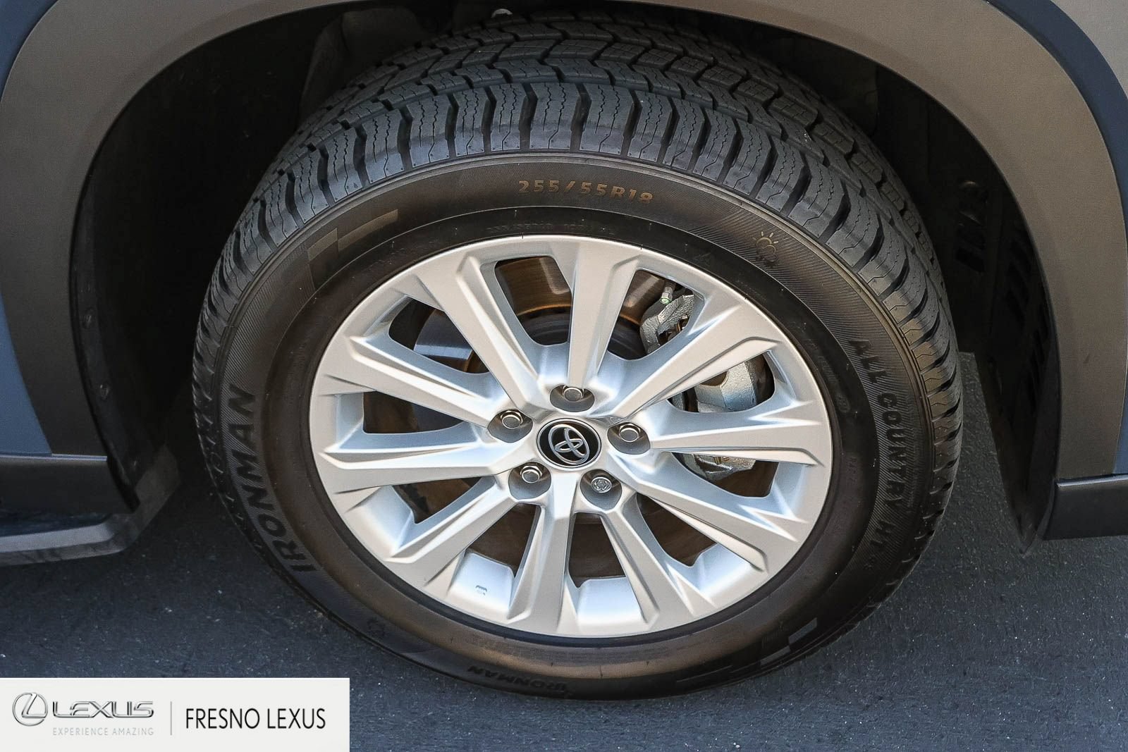 Used 2025 Toyota Grand Highlander AWD image 9