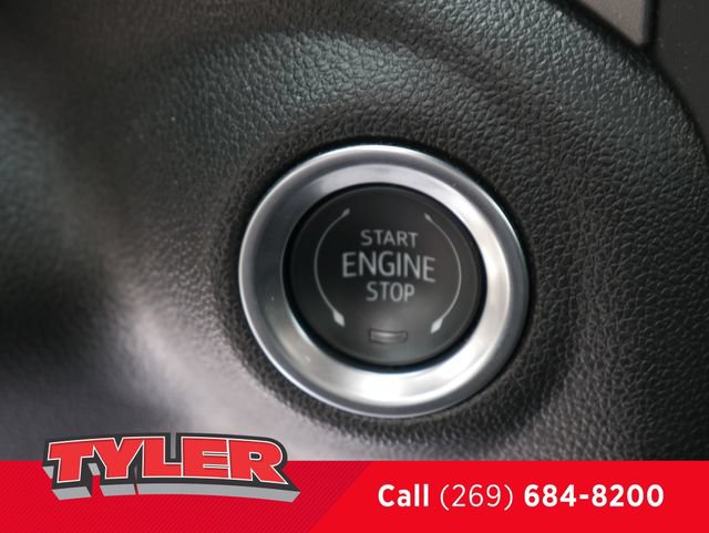 Used 2025 Chevrolet Silverado 1500 W/T w/ WT Value Package AWD/4WD image 29