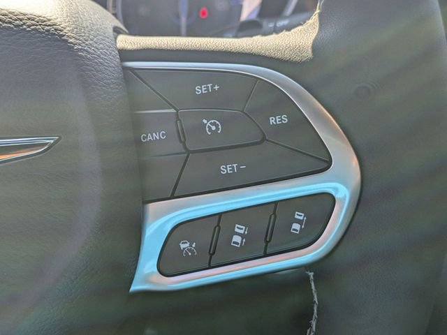 New 2025 Chrysler Pacifica Select image 22