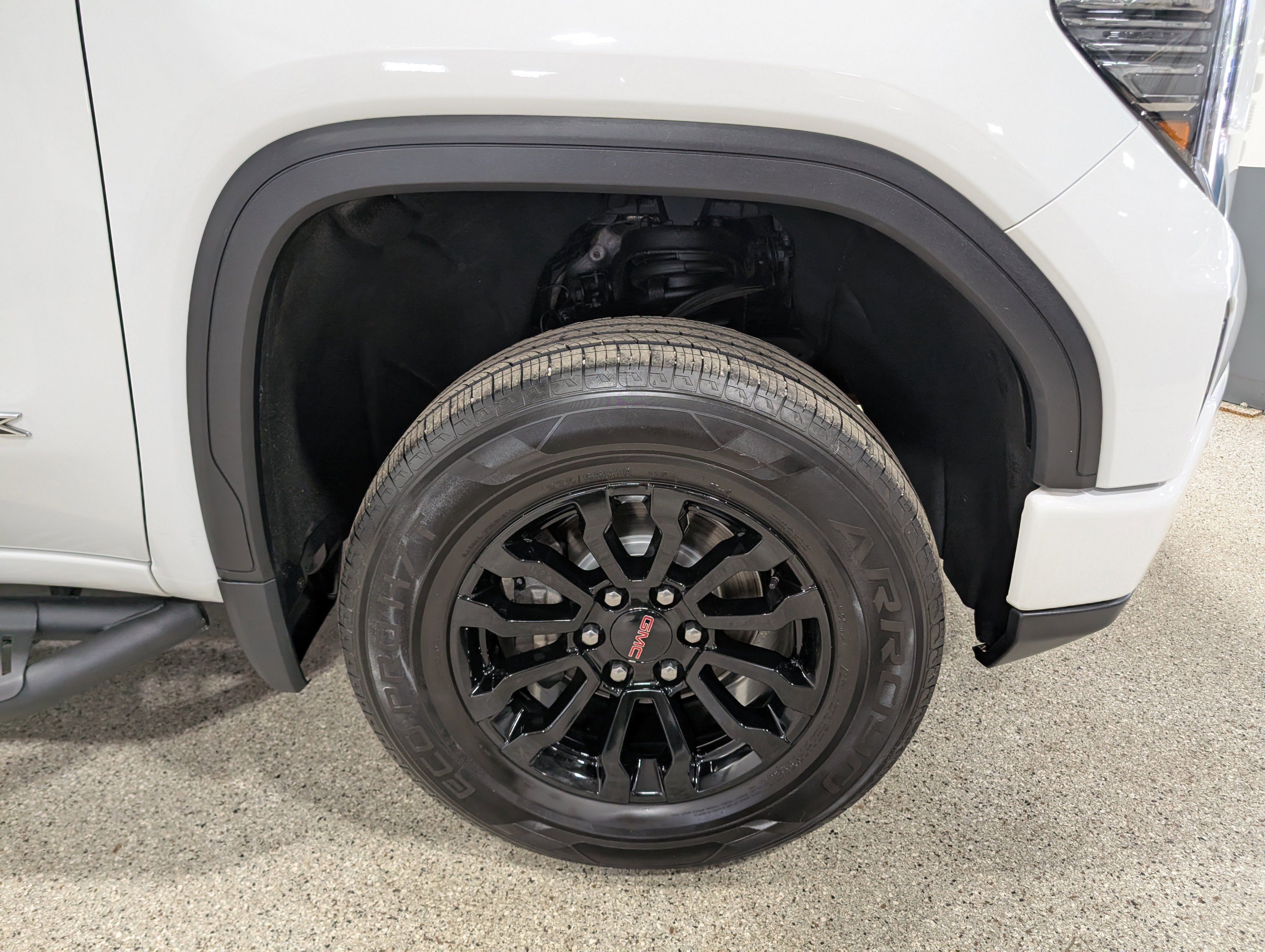 Used 2023 GMC Sierra 1500 AT4X AWD/4WD image 15