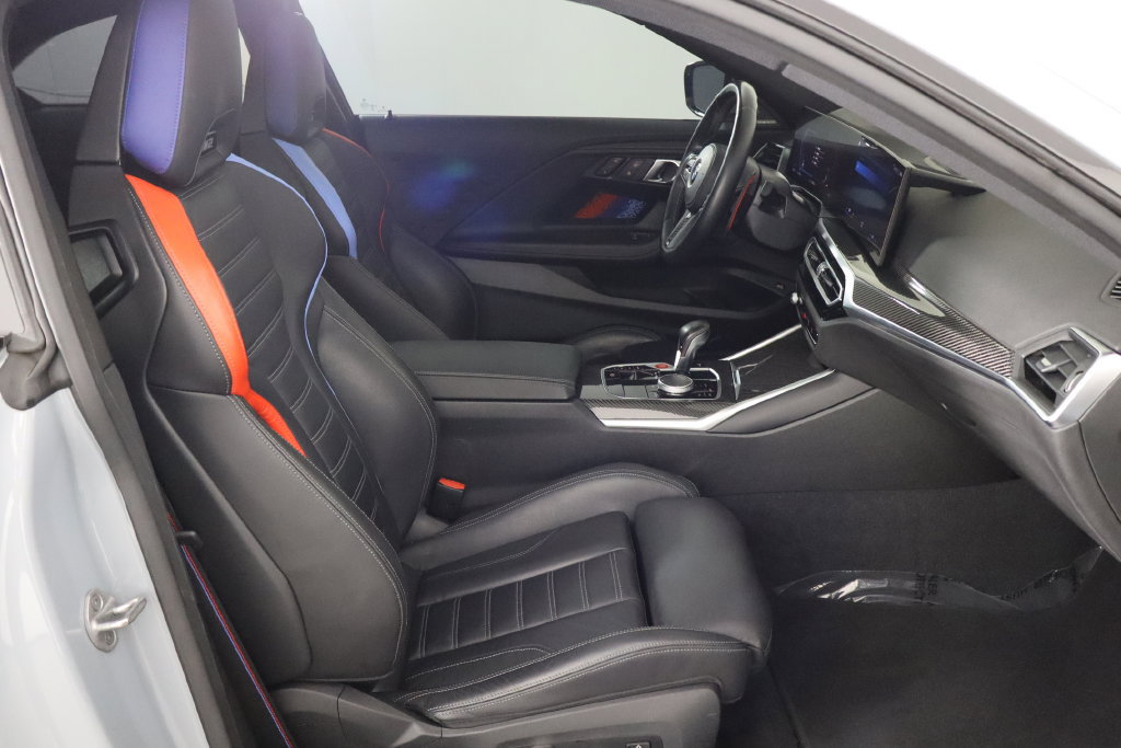 Used 2024 BMW M2 RWD image 11