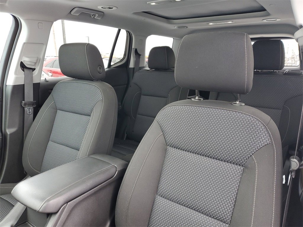 Used 2022 GMC Acadia SLE w/ Driver Convenience Package image 13