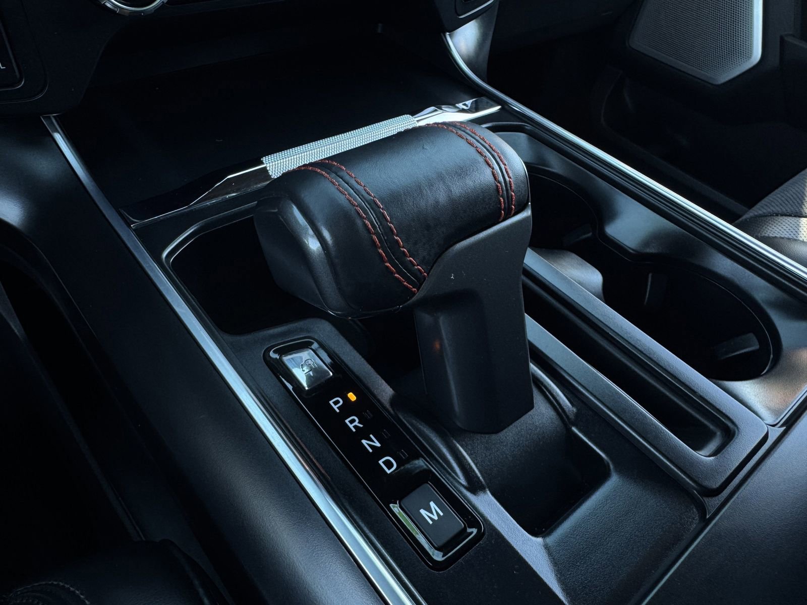 Used 2025 Ford F150 Raptor image 19