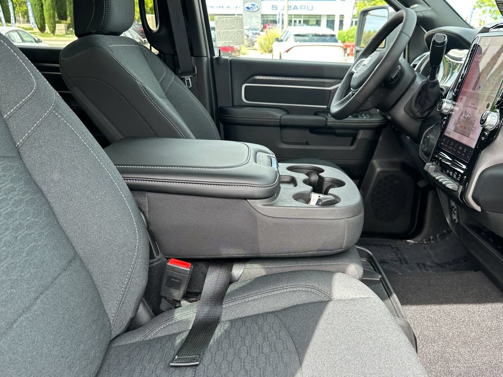 New 2026 RAM 2500 Big Horn AWD/4WD image 14