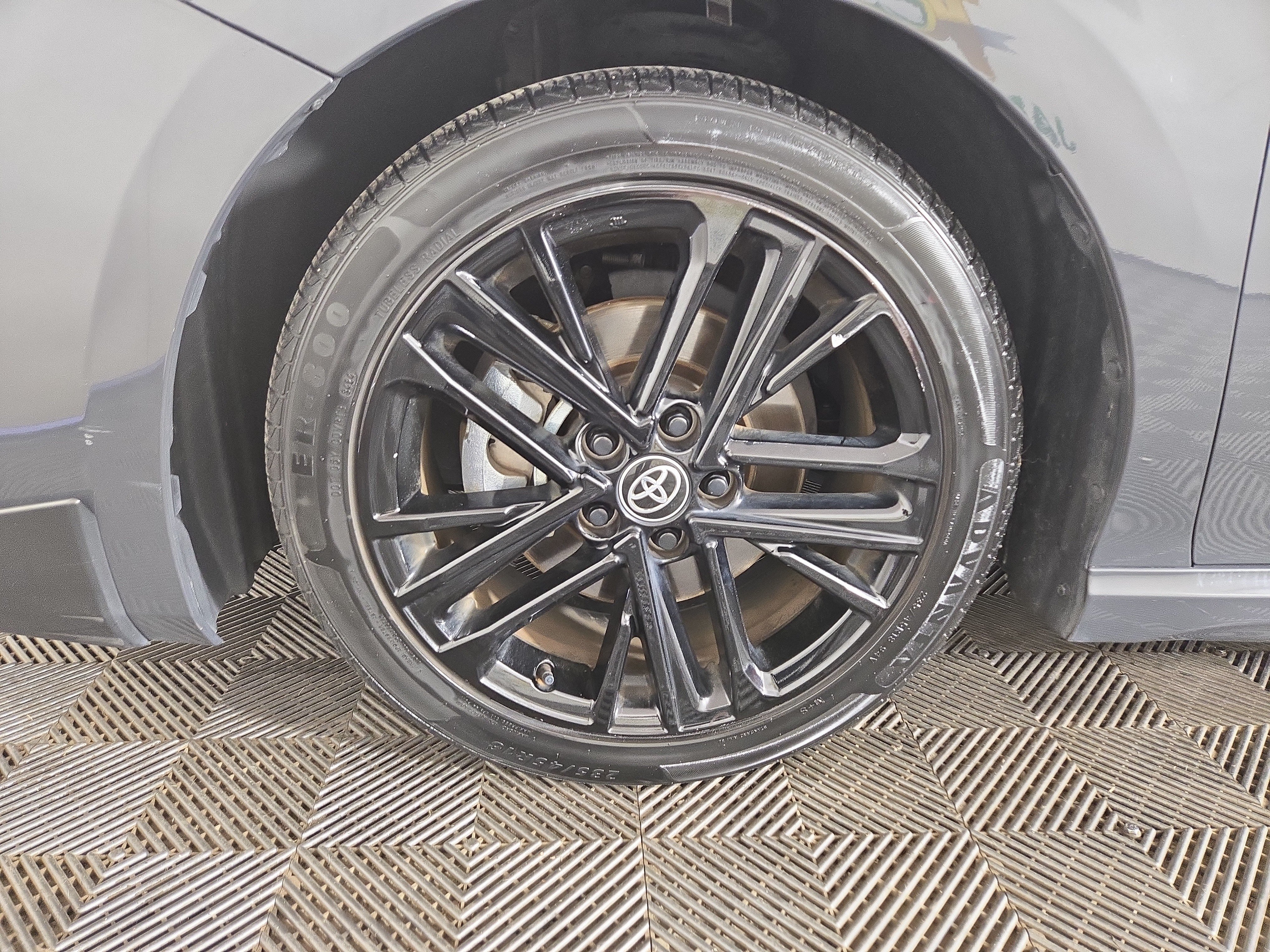 Used 2025 Toyota Camry SE FWD image 32
