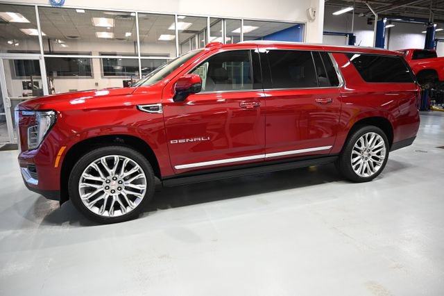 New 2026 GMC Yukon XL Denali w/ Sun & Power Step Package AWD/4WD image 7