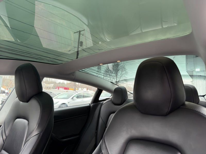 Used 2018 Tesla Model 3 Long Range image 19