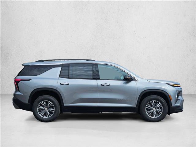 New 2027 Chevrolet Traverse LT w/ Driver Confidence Package FWD image 5