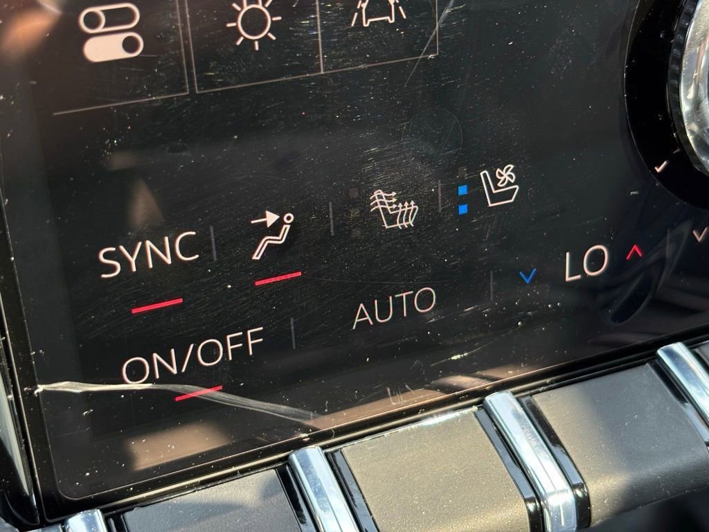 New 2026 GMC Acadia AT4 w/ Super Cruise Package image 4