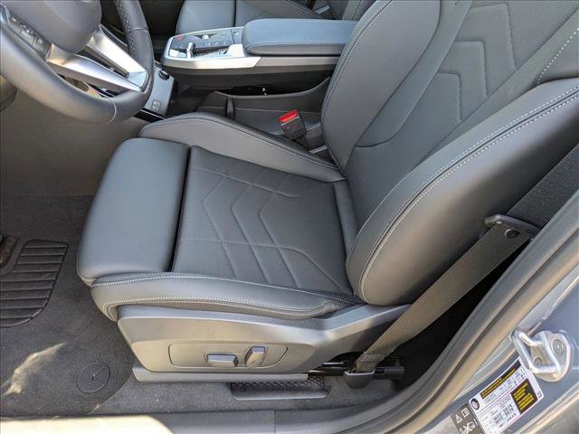 New 2025 BMW X2 xDrive28i w/ Technology Package image 4