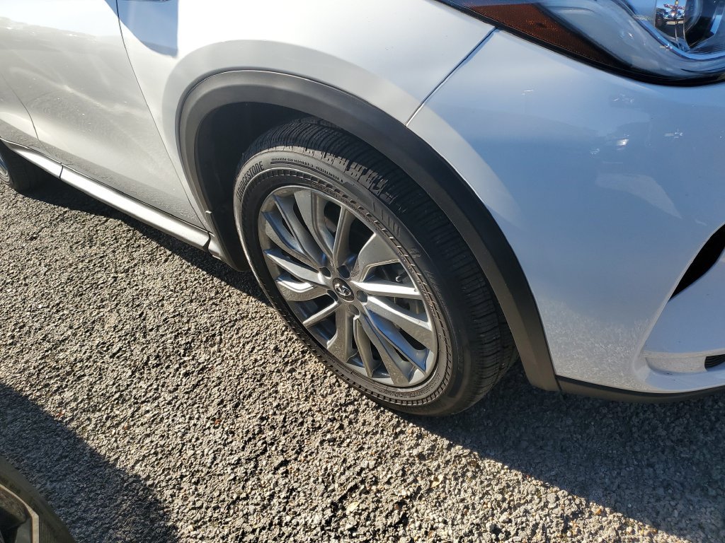 Used 2023 INFINITI QX50 Pure FWD image 2