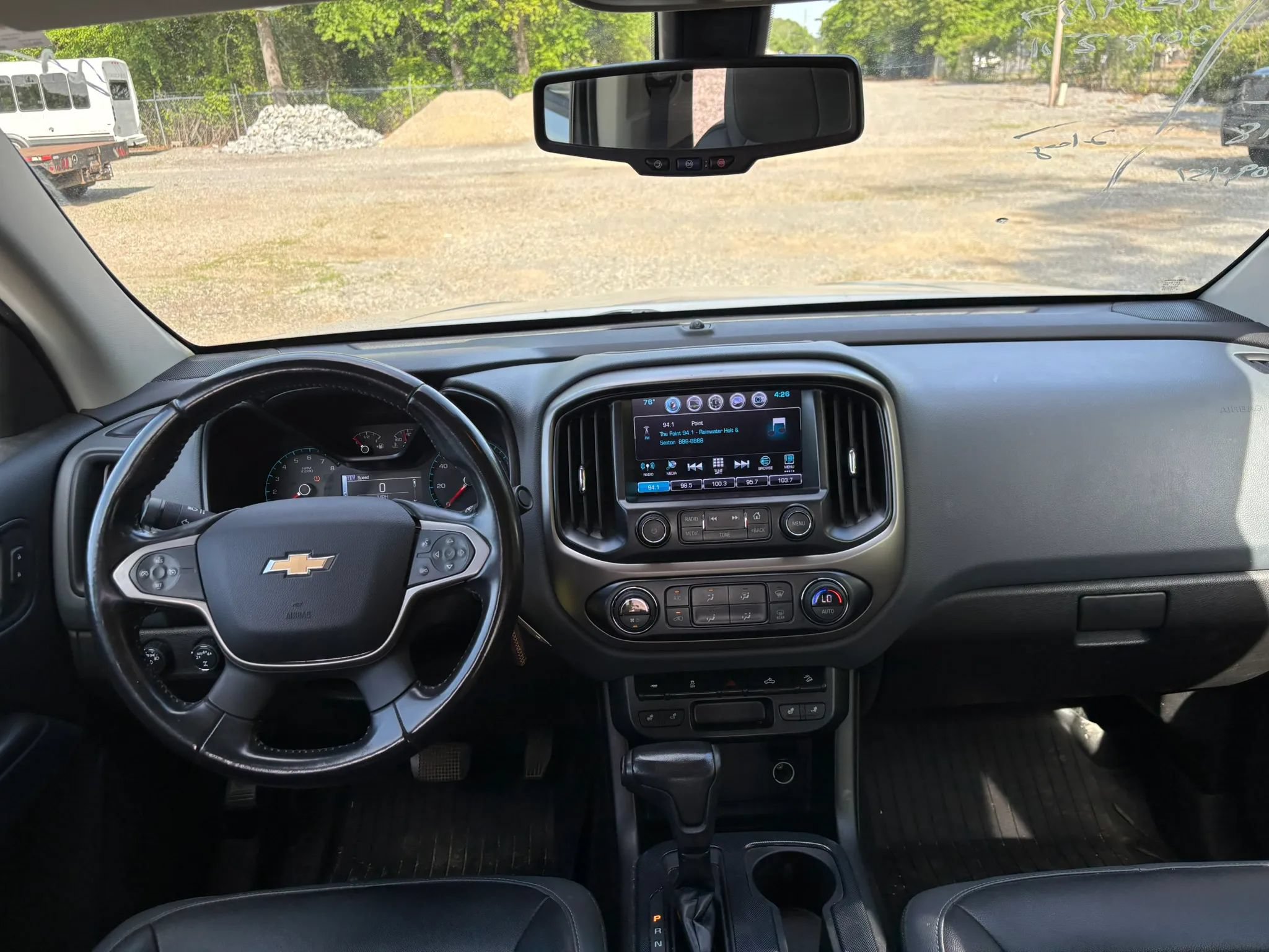 Used 2018 Chevrolet Colorado Z71 AWD/4WD image 18