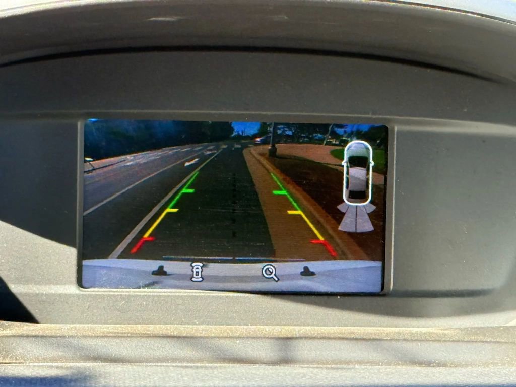 Used 2018 Ford Escape SE w/ Ford Safe & Smart Package image 12