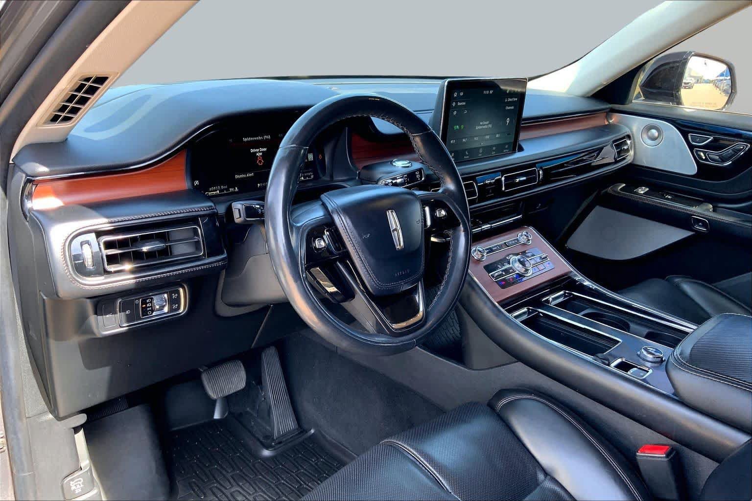 Used 2022 Lincoln Aviator Reserve w/ Equipment Group 201A AWD/4WD image 18
