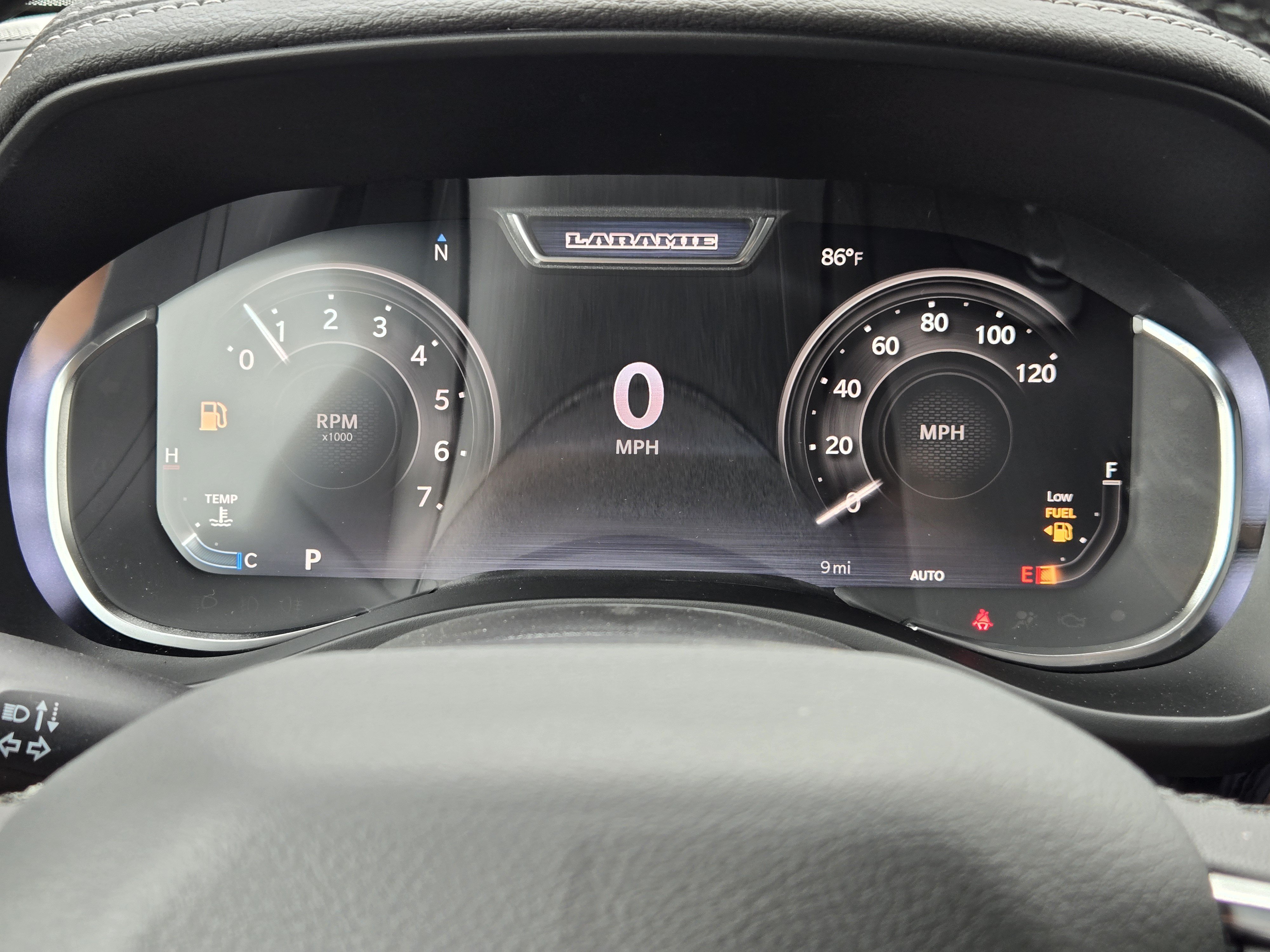New 2026 RAM 1500 Laramie AWD/4WD image 13