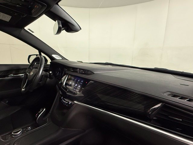 Used 2020 Cadillac XT6 Premium Luxury AWD/4WD image 28