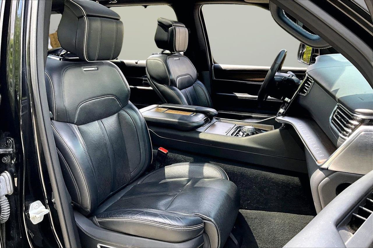 Certified 2023 Jeep Grand Wagoneer Series II AWD/4WD image 24