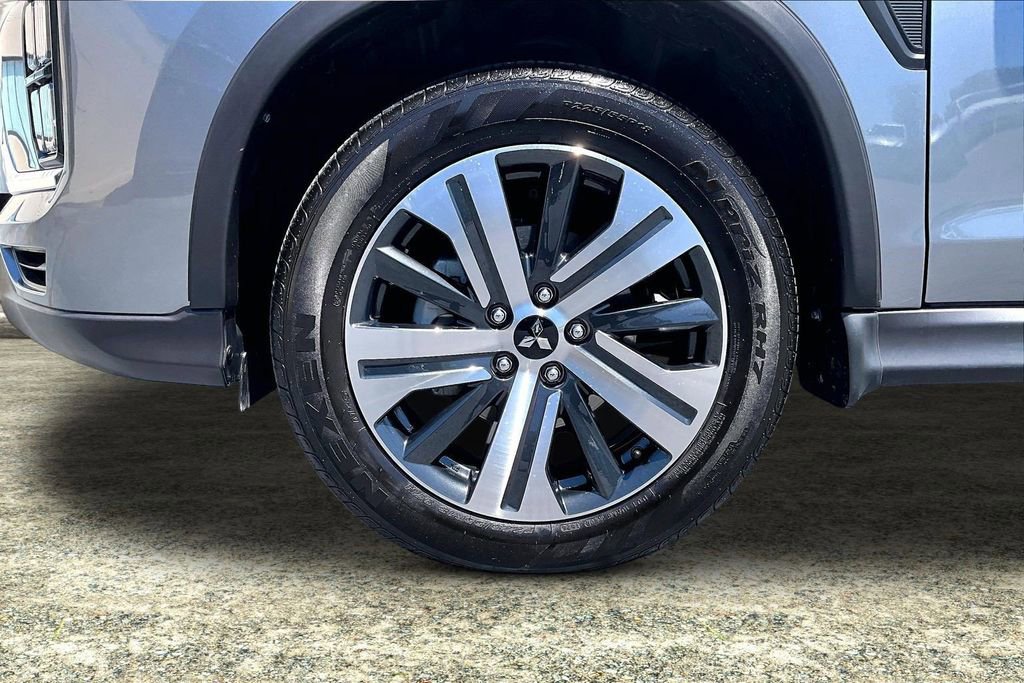 Used 2025 Mitsubishi Outlander Sport ES image 34