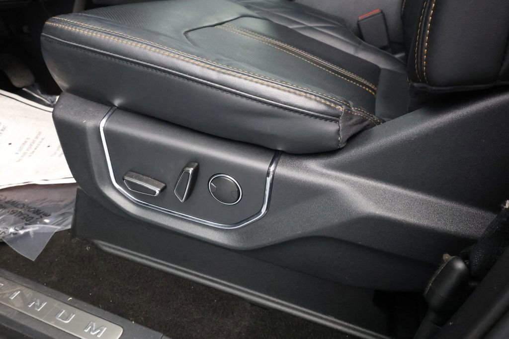 Used 2022 Ford Expedition Max Platinum image 9