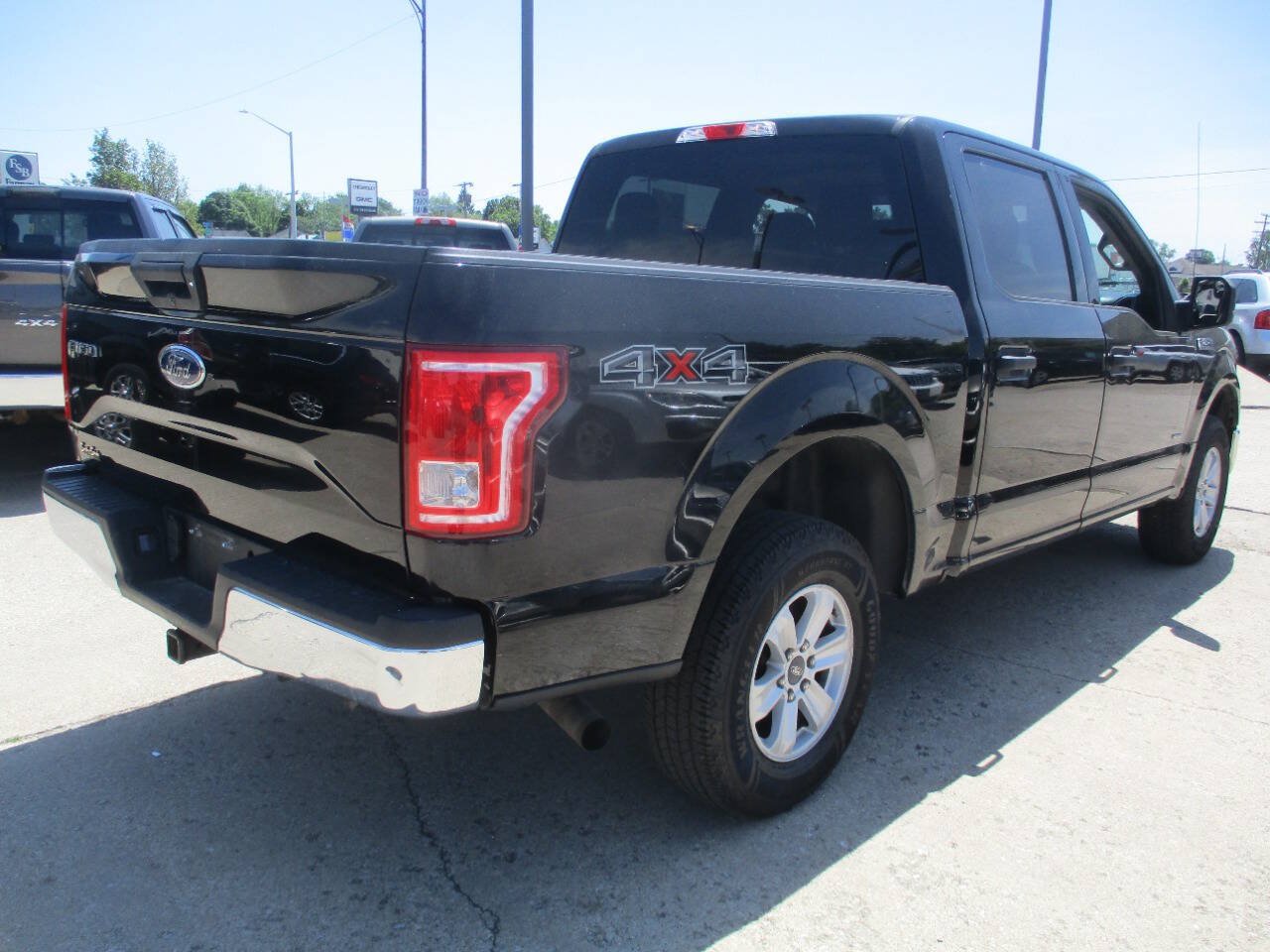 Used 2016 Ford F150 XLT w/ Trailer Tow Package AWD/4WD image 7