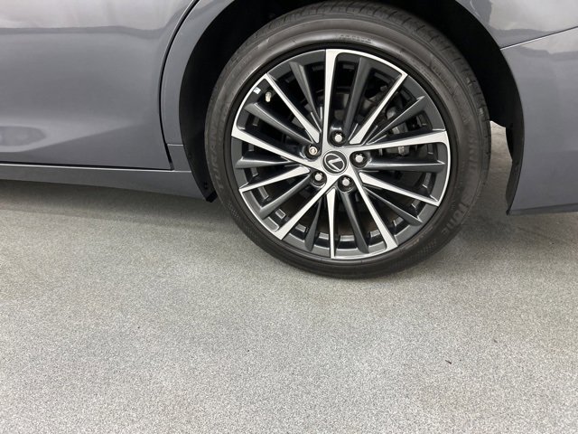 Used 2022 Lexus ES 350 w/ Premium Package image 28