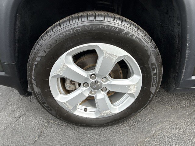 Used 2020 Jeep Compass Latitude image 18