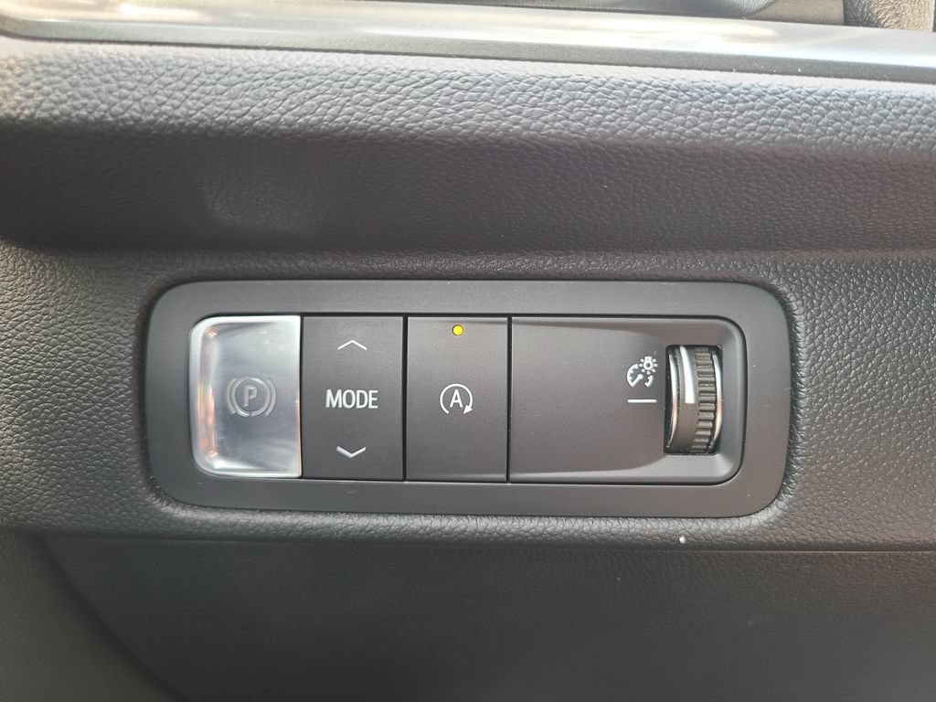 Used 2024 Chevrolet Traverse LT FWD image 15