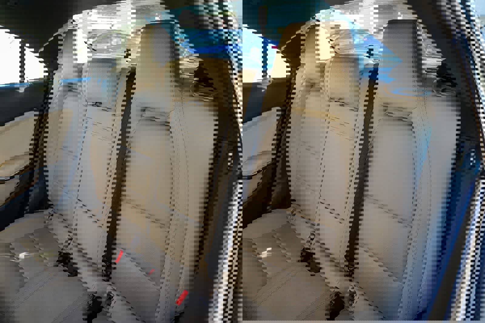 Used 2018 Mercedes-Benz CLA 250 image 16