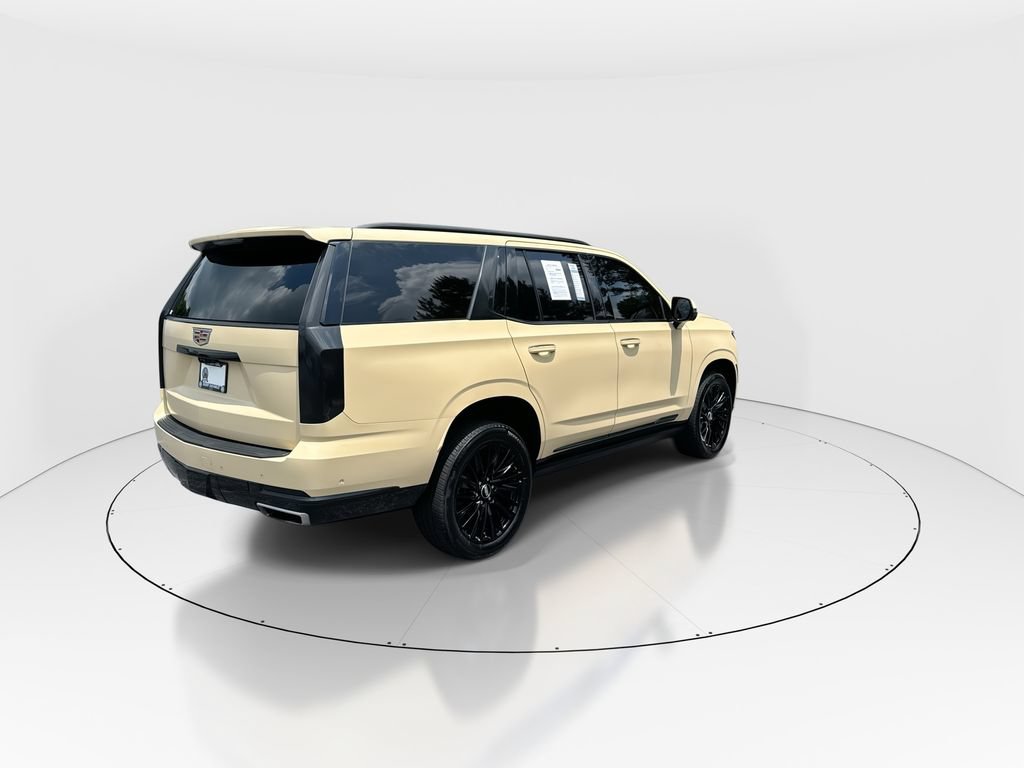 Used 2025 Cadillac Escalade Premium Luxury AWD/4WD image 8