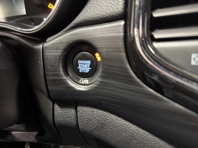 Used 2022 Jeep Grand Cherokee Laredo X image 23