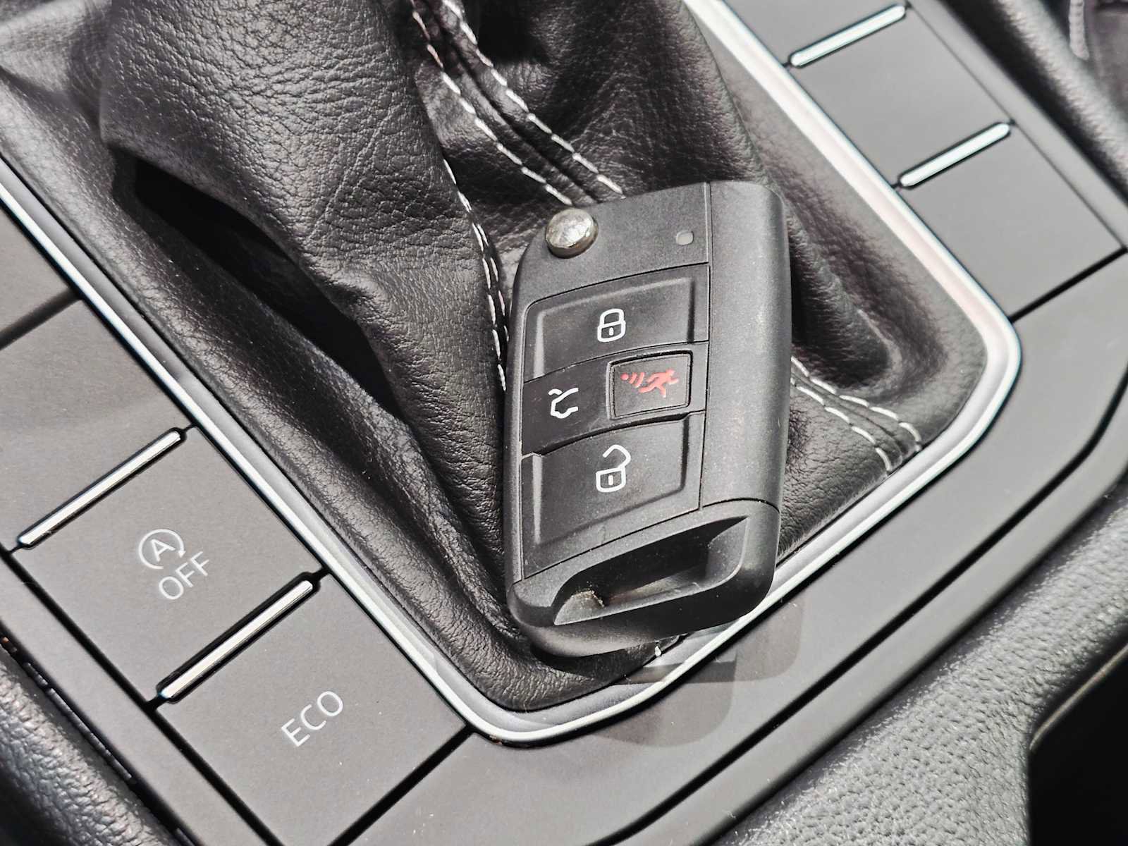 Used 2023 Volkswagen Jetta Sport image 30