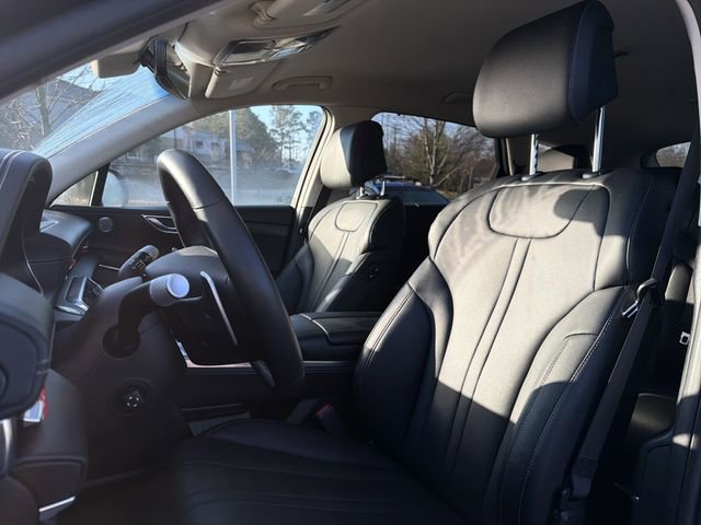 Used 2024 Genesis GV80 2.5T image 12