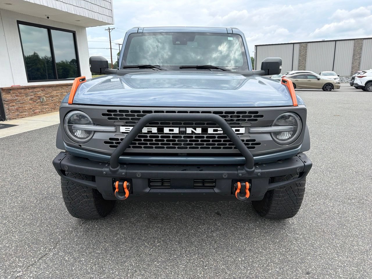 Used 2023 Ford Bronco Badlands w/ Sasquatch Package AWD/4WD image 10