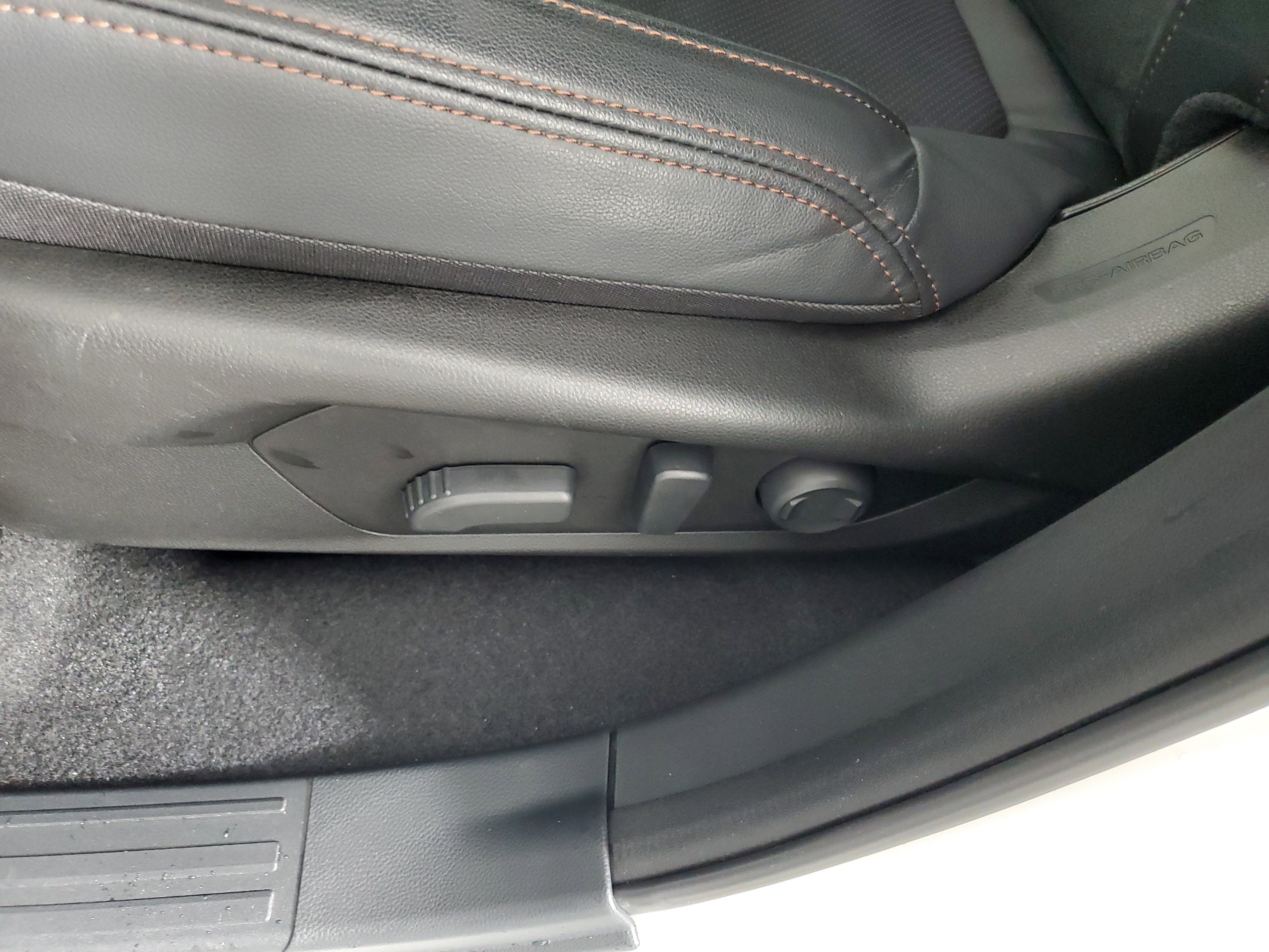 Used 2025 Subaru Forester Touring w/ Popular Package - Touring image 31