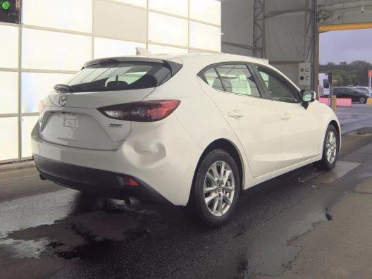 Used 2015 MAZDA MAZDA3 i Grand Touring FWD image 3