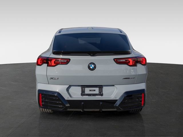 Certified 2025 BMW X2 xDrive28i w/ Premium Package image 8