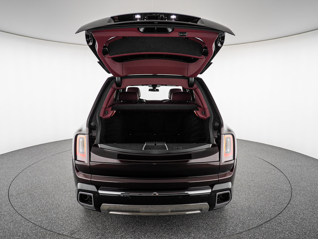 New 2026 Rolls-Royce Cullinan AWD/4WD image 39