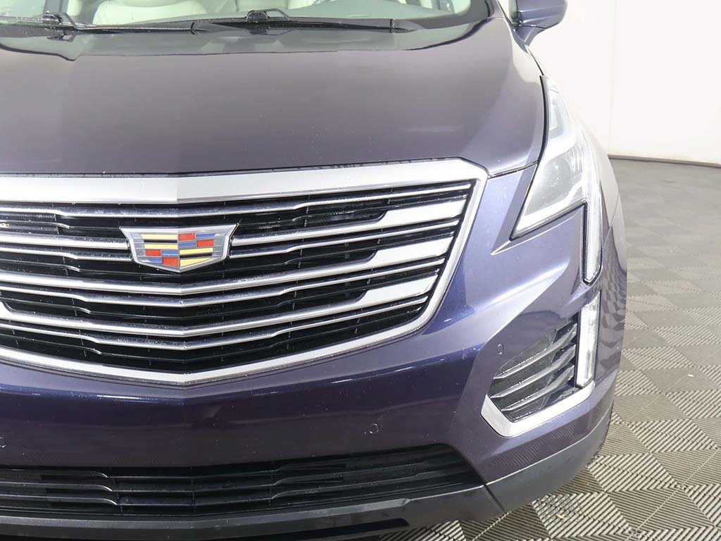 Used 2017 Cadillac XT5 Premium Luxury w/ LPO, Wheel Lock Package AWD/4WD image 16