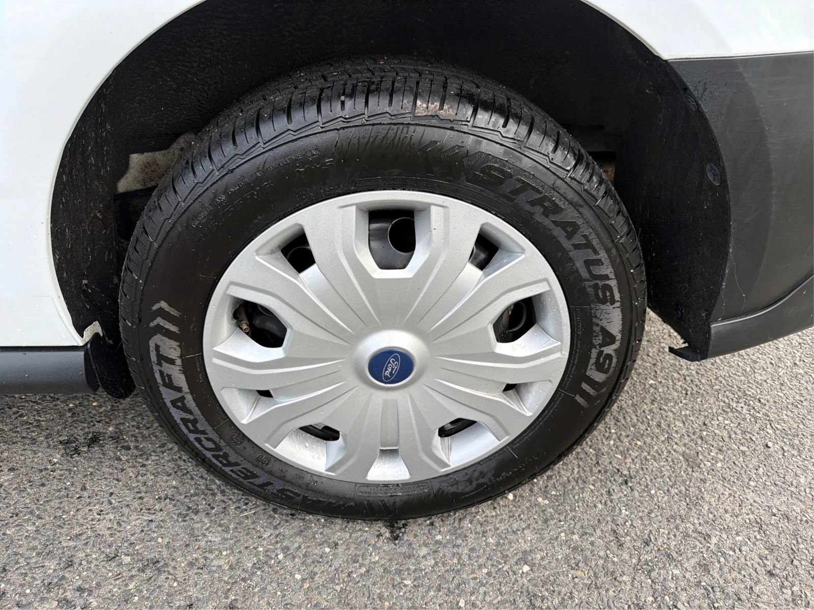 Used 2020 Ford Transit Connect XL FWD image 15