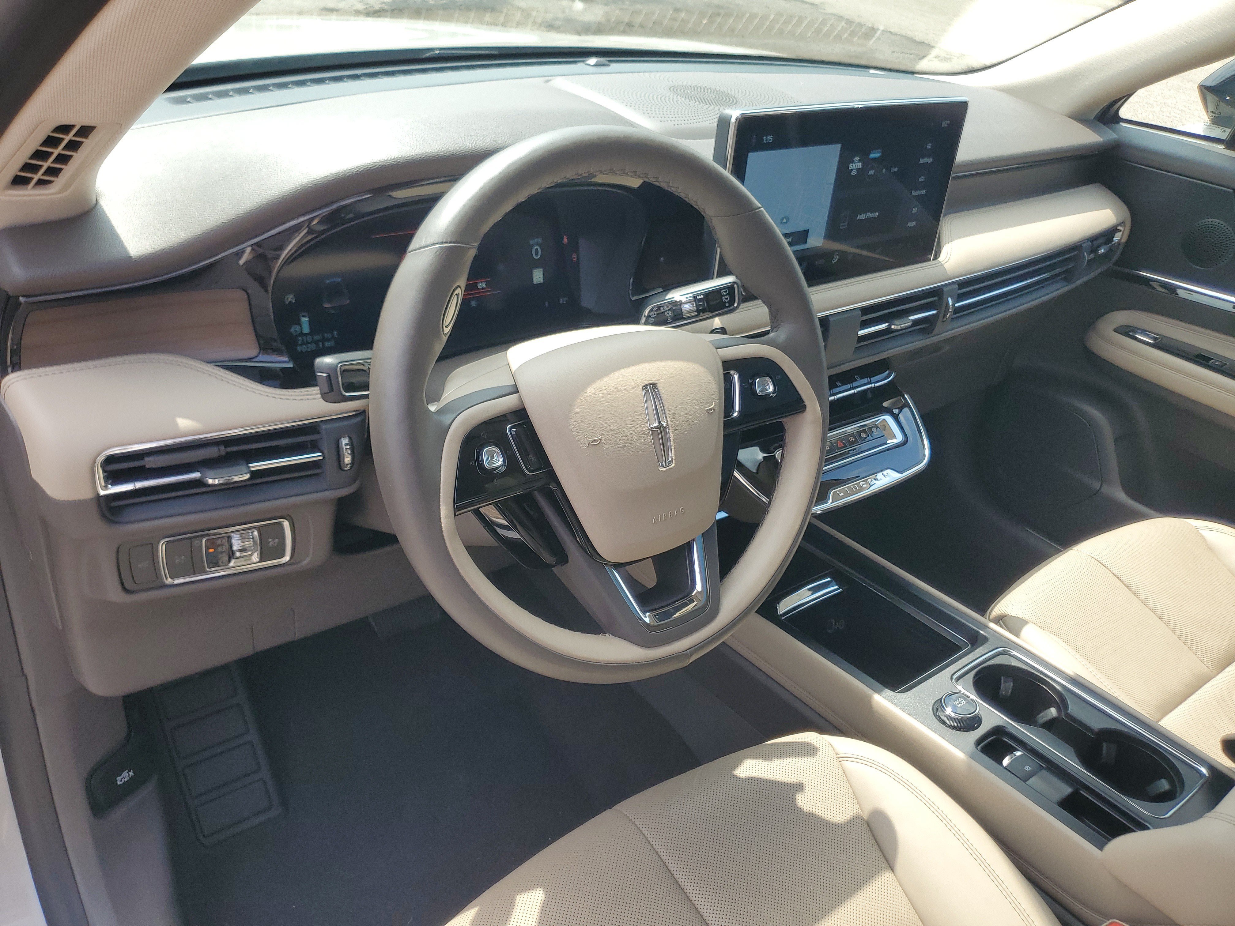 Certified 2024 Lincoln Corsair Reserve w/ Equipment Group 201A AWD/4WD image 13