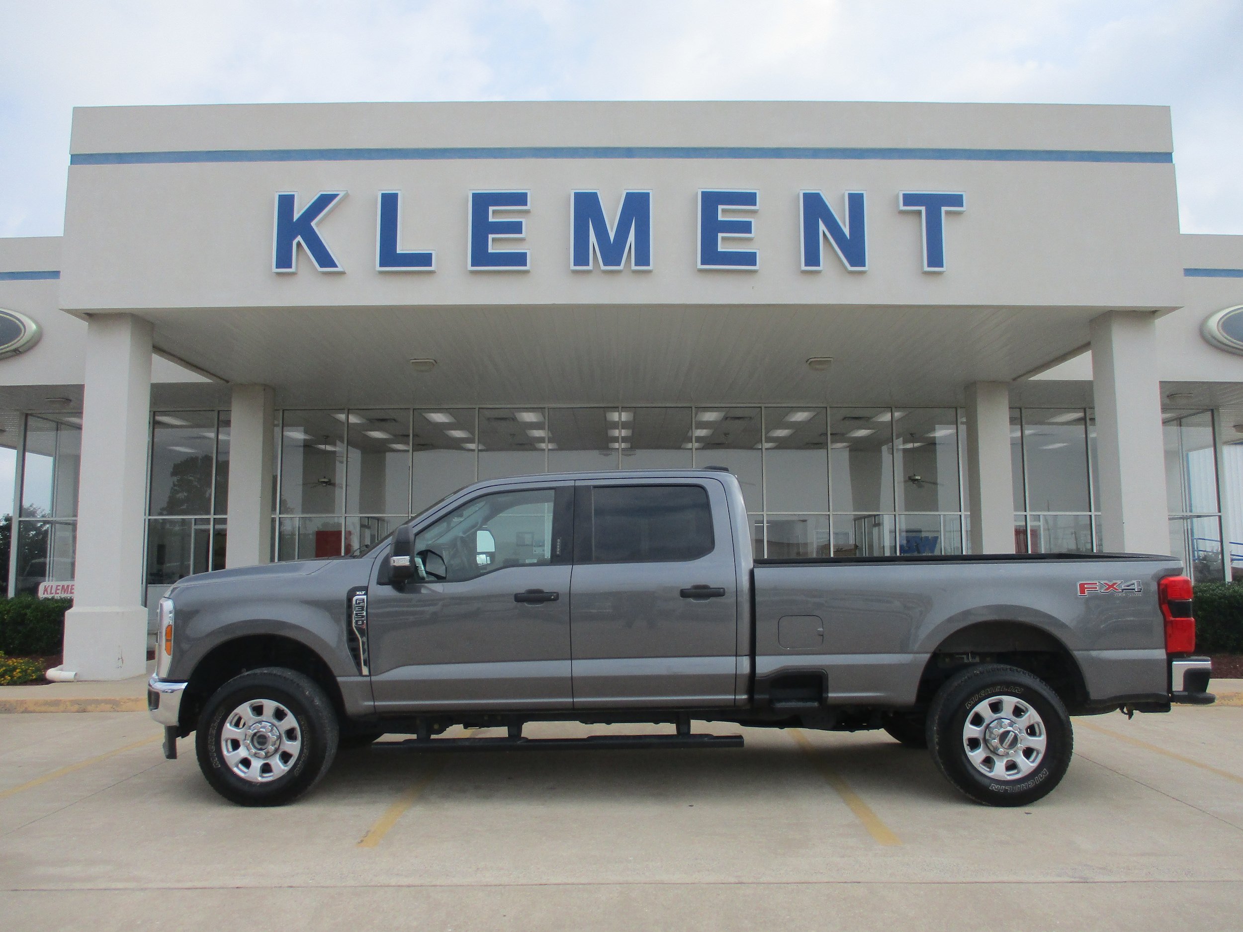 Used 2024 Ford F350 XLT w/ 360-Degree Camera Package