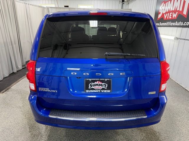Used 2018 Dodge Grand Caravan SE w/ UConnect Hands-Free Group image 5