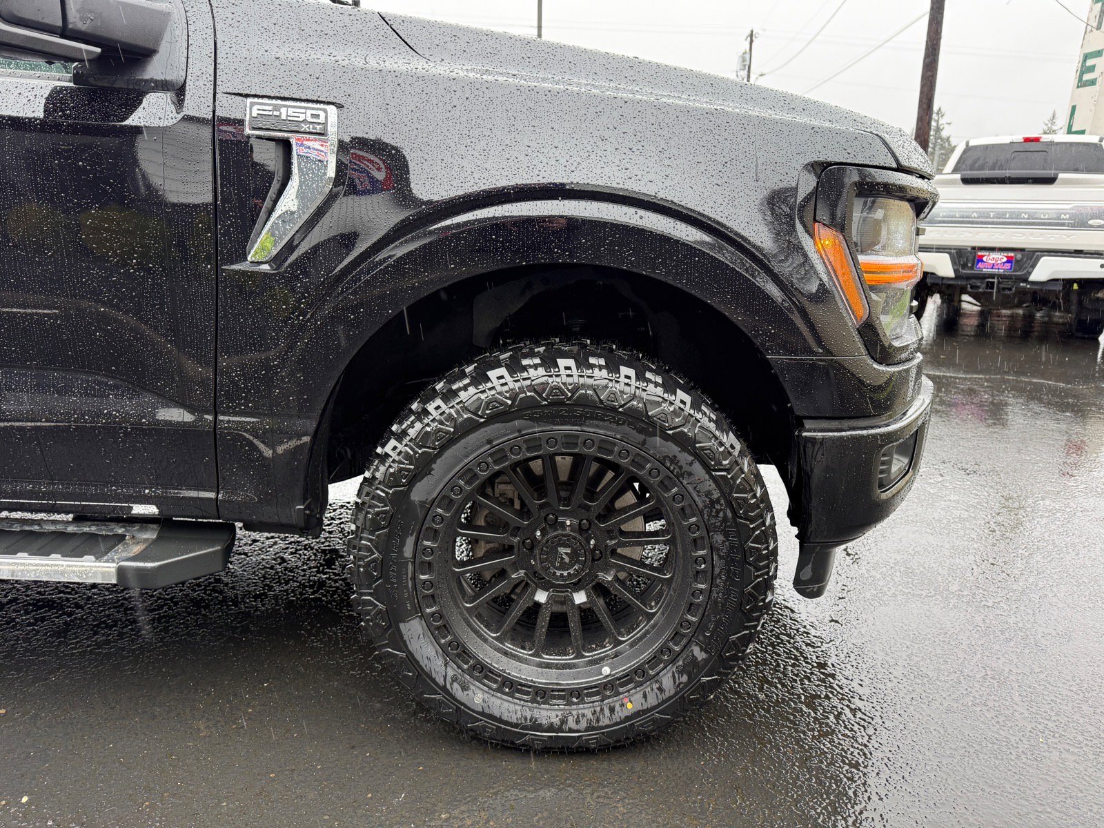Used 2025 Ford F150 XLT w/ Equipment Group 301A Standard image 10