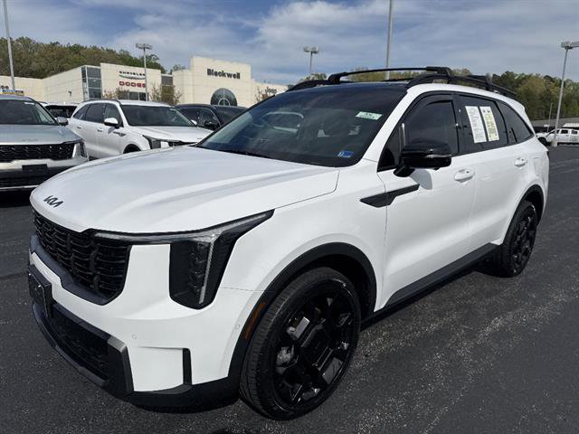 Certified 2025 Kia Sorento SX AWD/4WD image 3